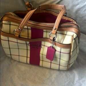 Coach Women's Plaid Handbag - Cream and Tan